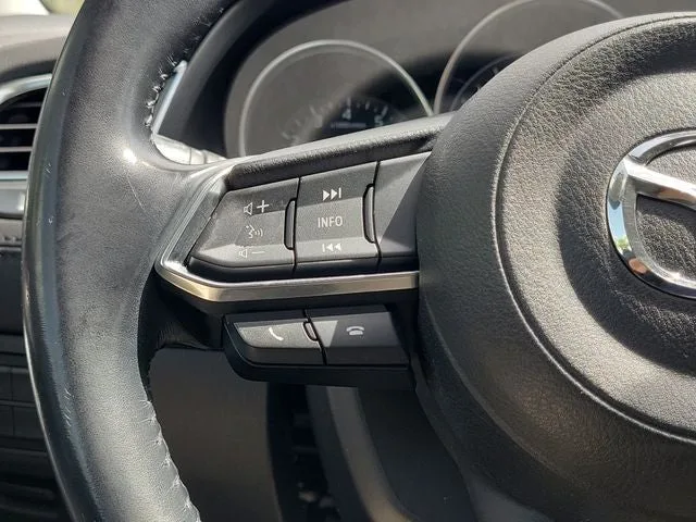 2017 Mazda Mazda6 Touring photo 21