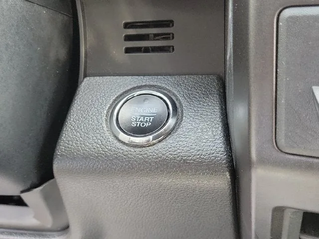 2019 Ford Expedition Limited photo 24