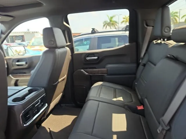2021 GMC Sierra 1500 Denali photo 9