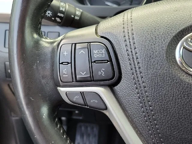 2017 Toyota Highlander Limited Platinum photo 20