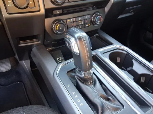 2018 Ford F-150 XLT photo 18
