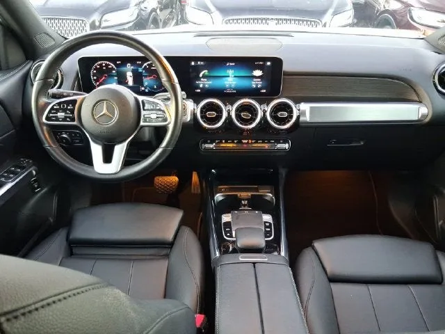 2020 Mercedes-Benz GLB GLB 250 photo 7