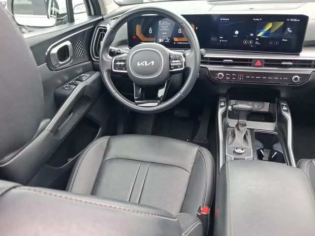 2025 Kia Sorento EX photo 9