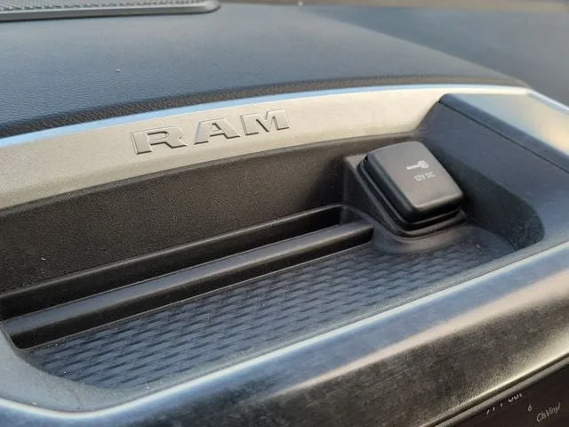 2019 RAM 1500 Big Horn/Lone Star photo 24
