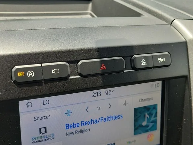 2020 Ford F-150 Raptor photo 27