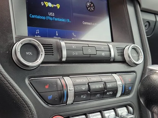 2021 Ford Mustang GT Premium photo 26