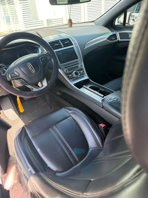 2018 Lincoln MKZ Premiere photo 5