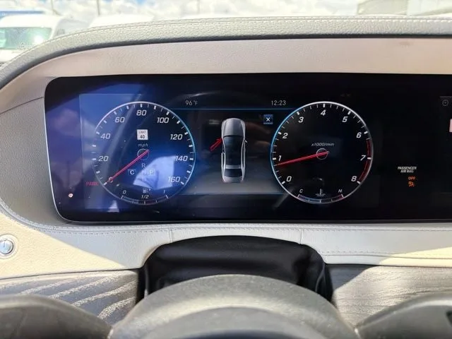 2018 Mercedes-Benz S-Class S 560 photo 17