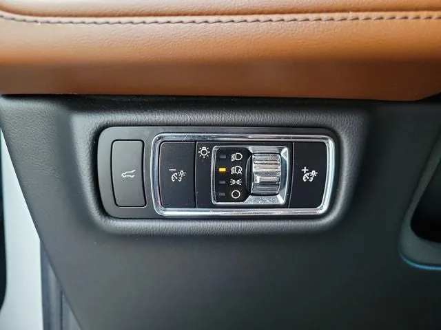 2023 Lincoln Aviator Reserve Premium photo 13