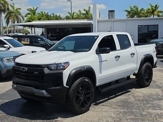 2024 Chevrolet Colorado Trail Boss photo 28