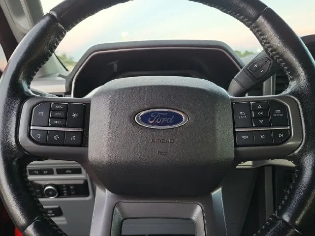 2021 Ford F-150 XLT photo 19