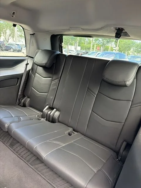 2020 Cadillac Escalade Base photo 5