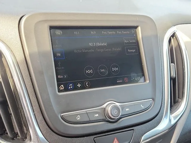 2019 Chevrolet Equinox LS photo 23