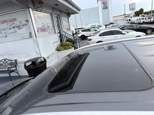 2021 Toyota Highlander Limited photo 8