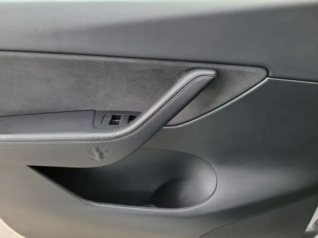 2022 Tesla Model Y Performance photo 19