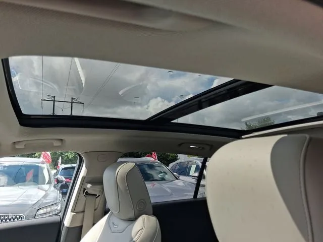 2019 Cadillac XT4 Premium Luxury photo 13