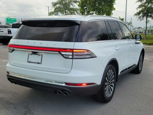 2023 Lincoln Aviator Reserve Premium photo 6