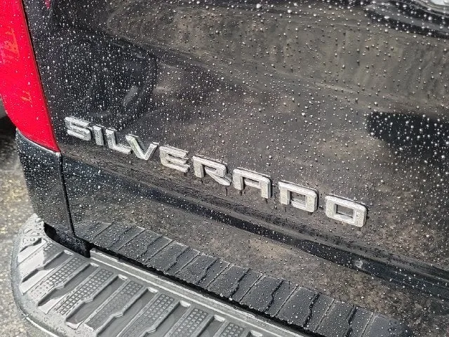 2021 Chevrolet Silverado 1500 LT photo 5