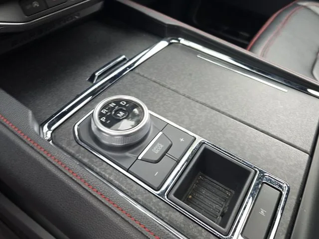 2022 Ford Expedition Limited photo 25