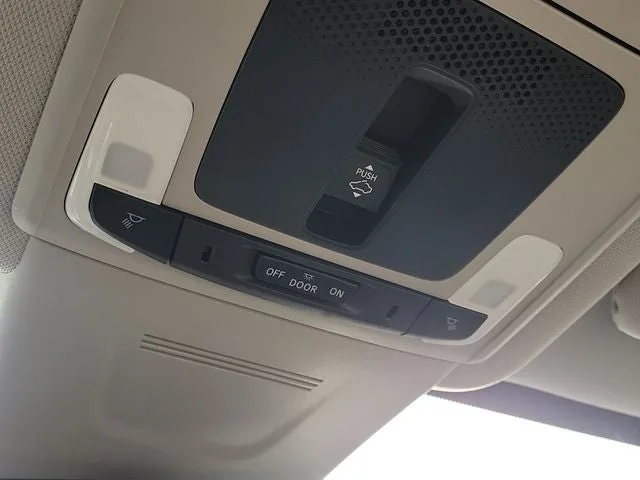 2025 Honda CR-V EX-L photo 30