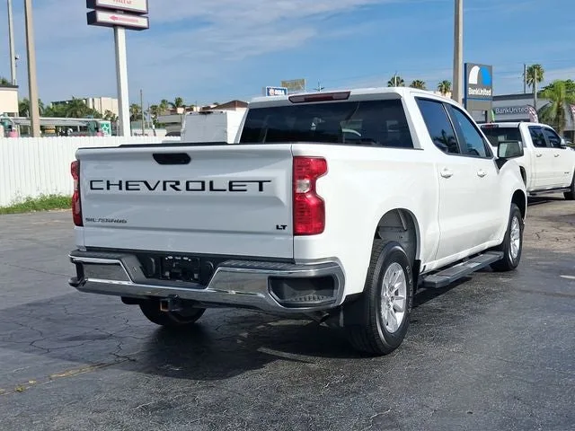 2021 Chevrolet Silverado 1500 LT photo 4