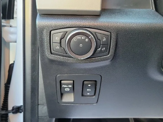 2019 Ford F-150 Lariat photo 14
