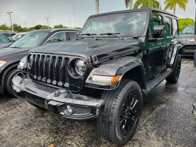 2022 Jeep Wrangler Unlimited Sahara High Altitude photo 2