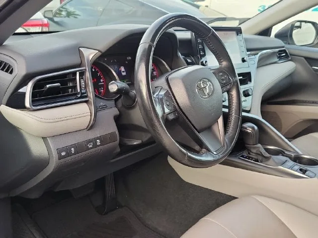 2022 Toyota Camry XSE photo 8