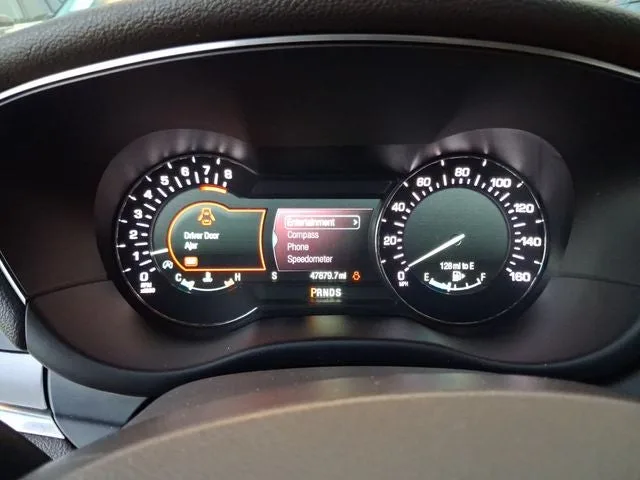 2019 Lincoln MKC Standard photo 16