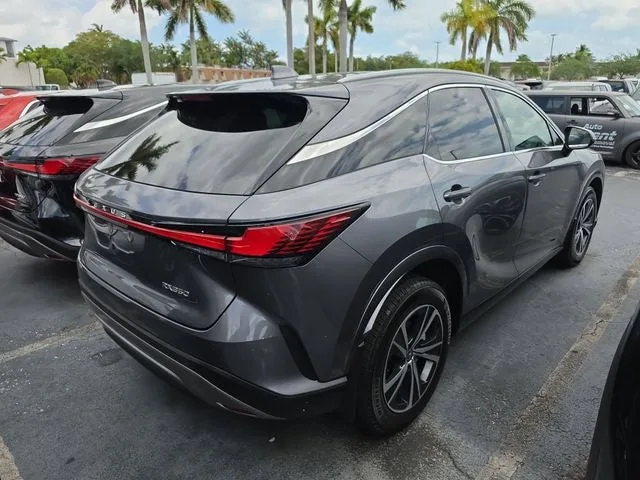 2023 Lexus RX 350 Premium photo 3