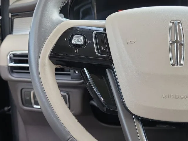 2024 Lincoln Corsair Premiere photo 21