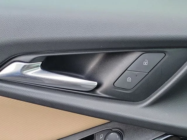 2025 Chevrolet Equinox ACTIV photo 17