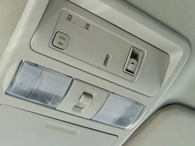 2024 Nissan Titan SV photo 30