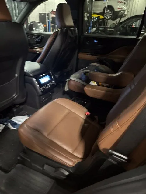 2023 Lincoln Aviator Reserve Premium photo 4