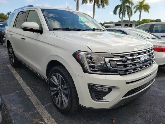 2021 Ford Expedition Limited photo 2