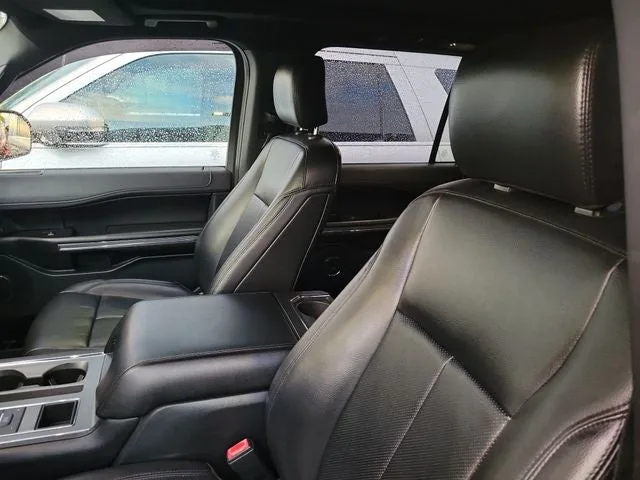 2020 Ford Expedition Max XLT photo 7
