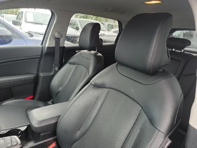 2026 Kia Sportage EX photo 9