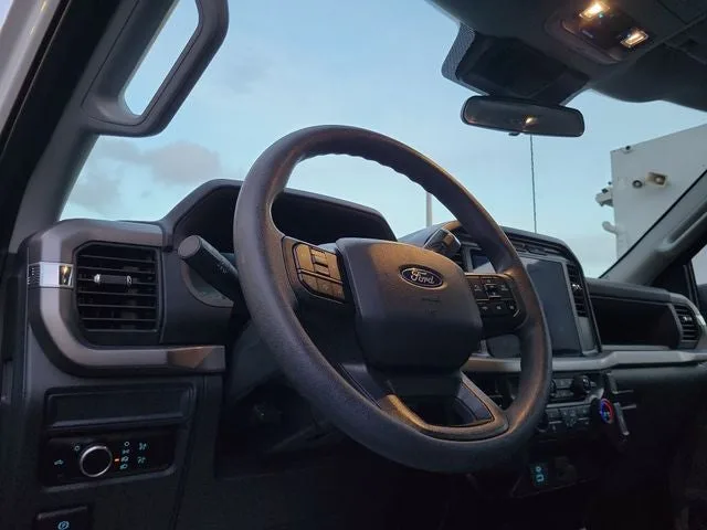 2024 Ford F-150 XL photo 10