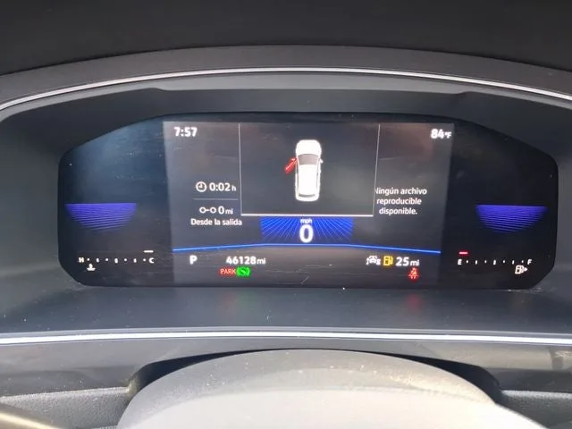 2022 Volkswagen Tiguan 2.0T SE photo 17