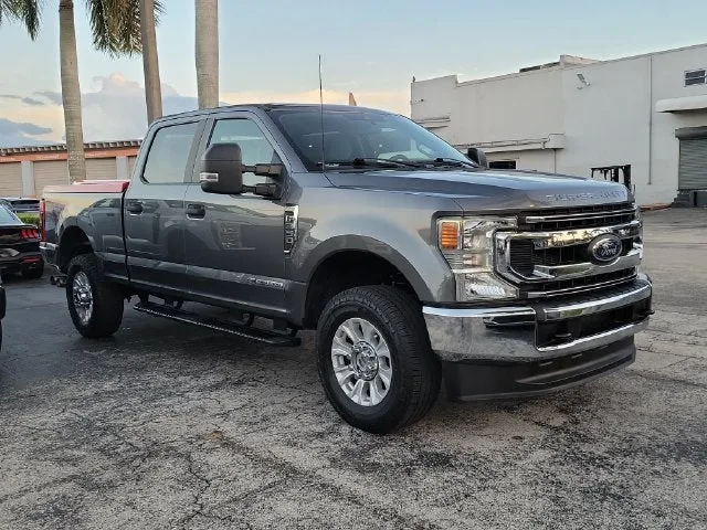 2022 Ford F-350SD XL photo 2