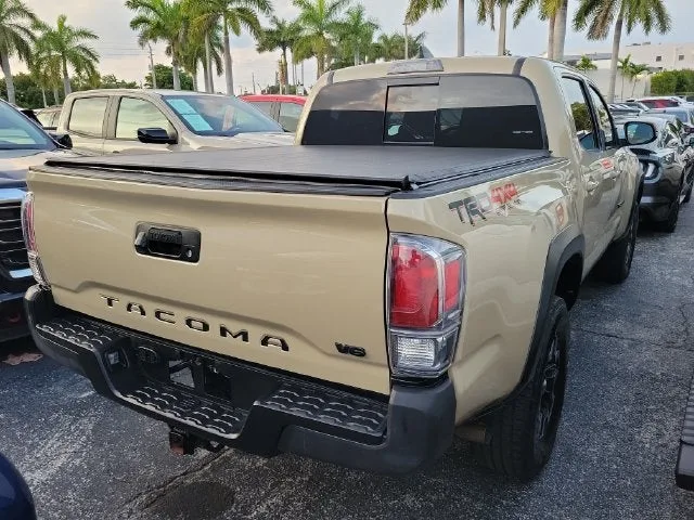 2020 Toyota Tacoma TRD Off-Road V6 photo 3