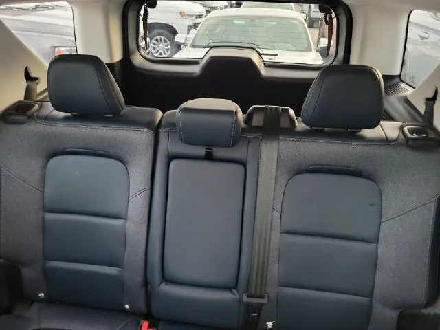 2023 Ford Bronco Sport Outer Banks photo 11