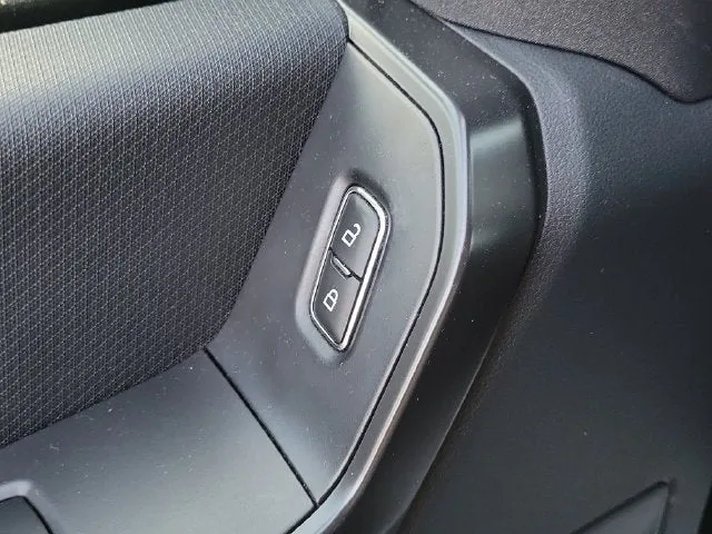 2021 Ford F-150 XL photo 17