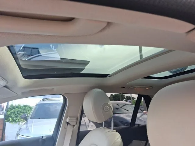 2022 Mercedes-Benz GLC GLC 300 photo 15