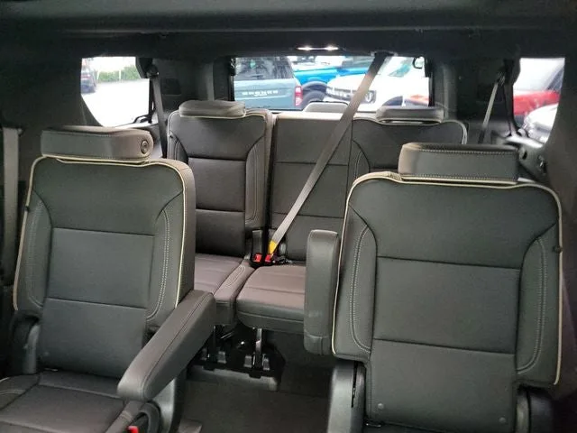 2024 Chevrolet Tahoe Premier photo 11
