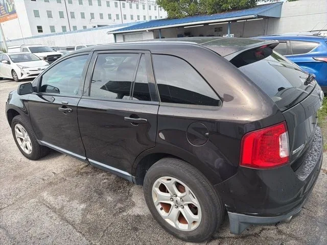 2013 Ford Edge SEL photo 9