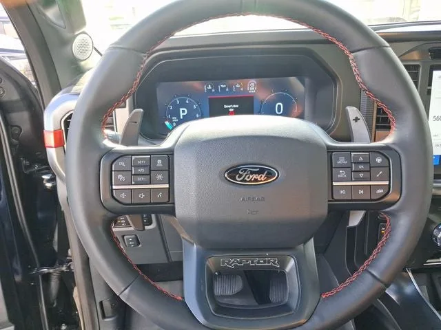 2025 Ford F-150 Raptor photo 16