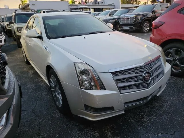 2010 Cadillac CTS Luxury photo 2