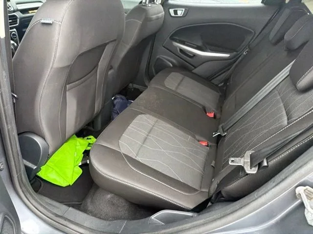 2018 Ford EcoSport SE photo 11