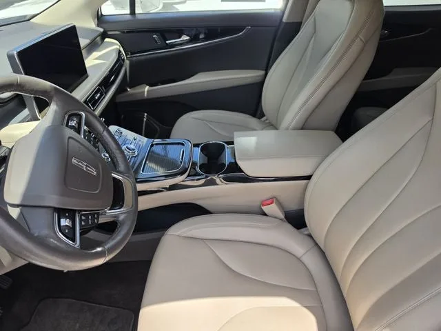 2023 Lincoln Nautilus Standard photo 16